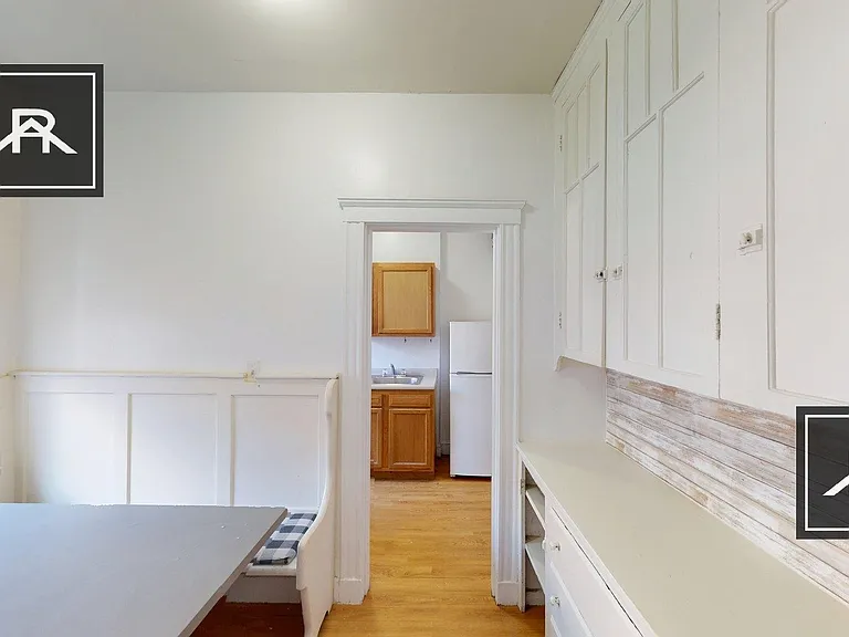 68 Chiswick Rd #17 — Photo 9