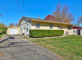 2542 Adams Rd, Cincinnati, OH 45231