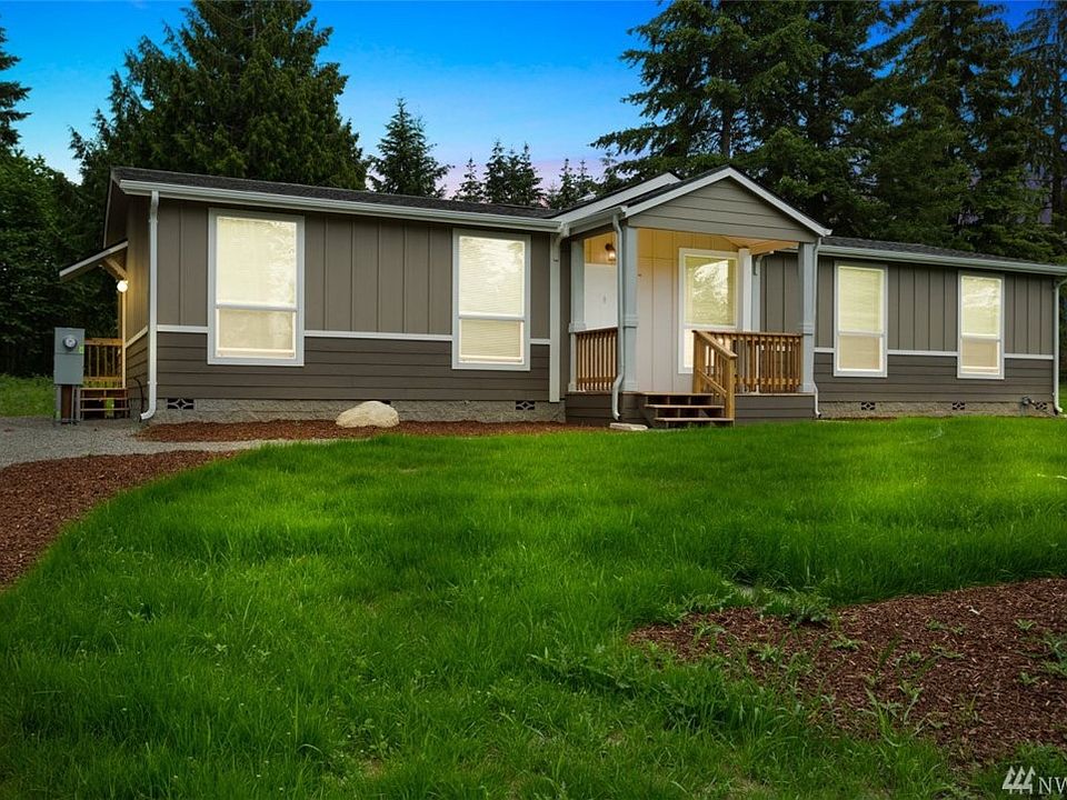 1st image of 11495 Meadowmeer Cir NE