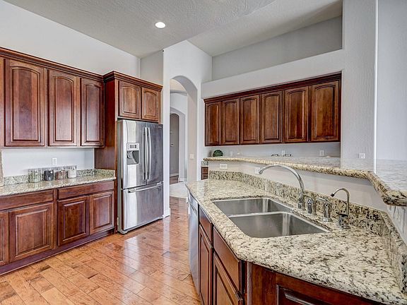 5th image of 34091 N 59th Pl