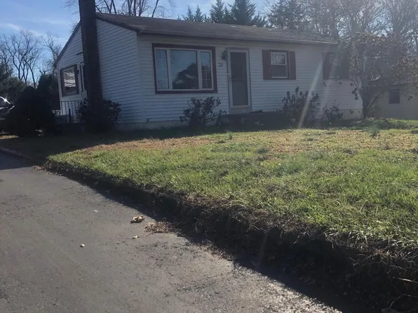 31 Maryland Ave, Sewell, NJ 08080