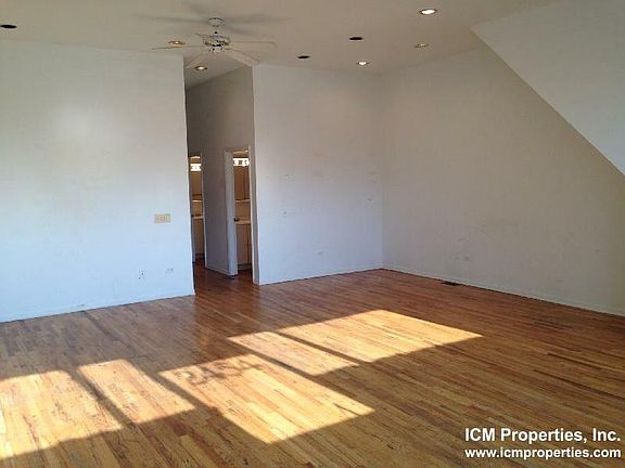 2nd image of 2454 N Southport Ave #1W