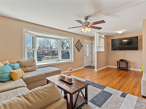4th image of 2631 S Newton St