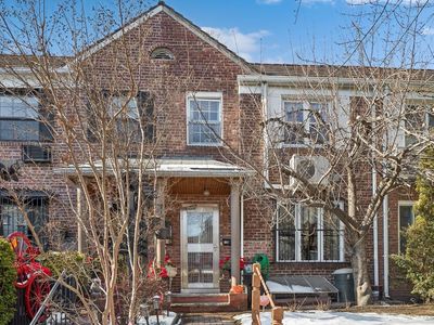13923 Pershing Crescent, Jamaica, NY, 11435