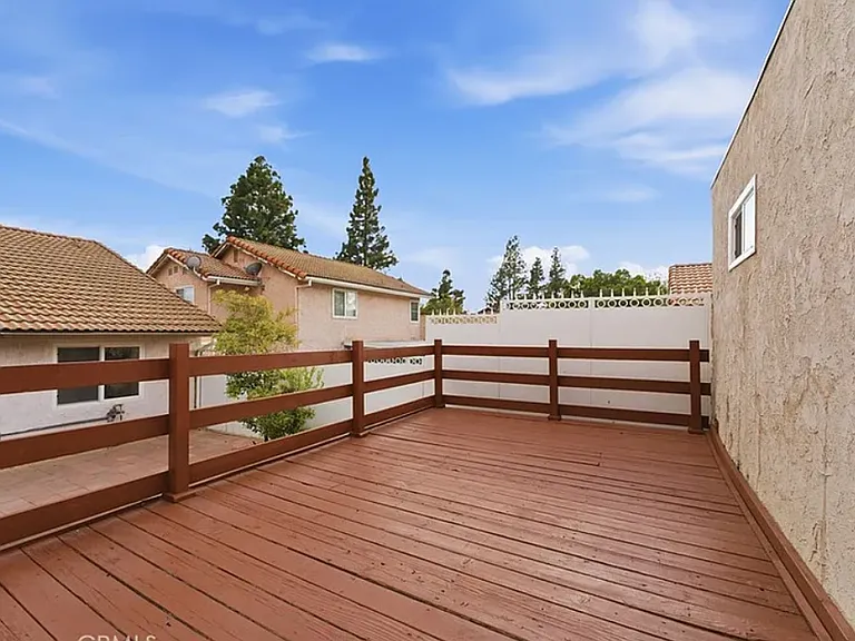 15863 Foothill Blvd — Photo 8