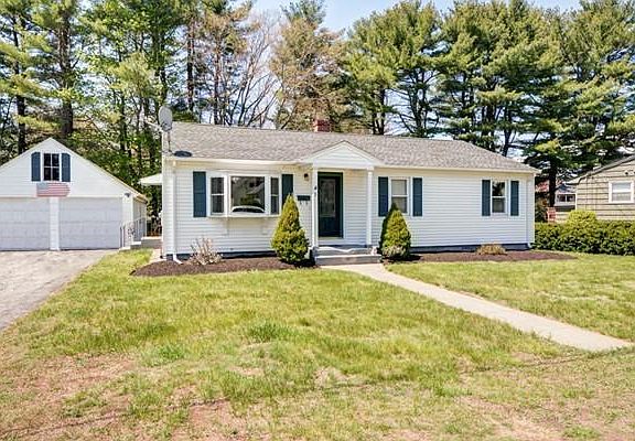 3rd image of 3 McKinstry Dr