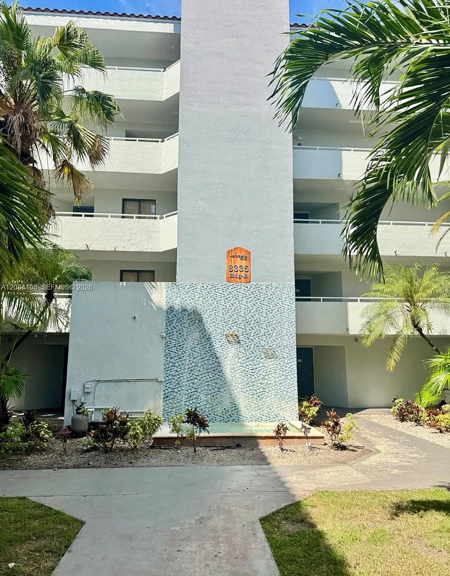 Verabella Falls Condo — Photo 3