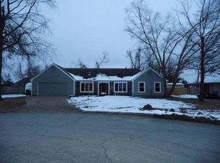 1465 E Windsor Pl, Fayetteville, AR 72703