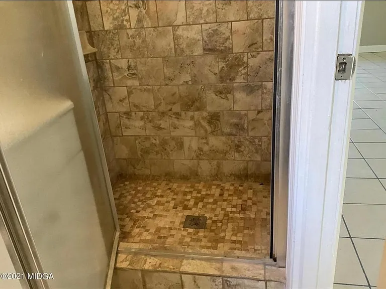 2929 Southshore Dr — Photo 10