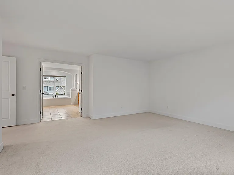 8835 237th Pl NE — Photo 21