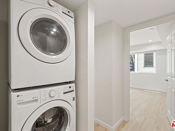 2nd image of 1409 N Hobart Blvd #104