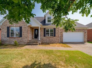 5509 Vevia Pl, Louisville, KY 40272