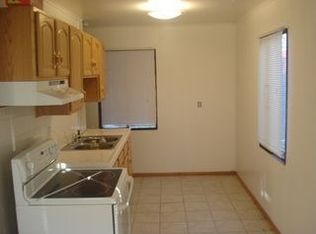 1445 S Jackson St, Casper, WY 82601