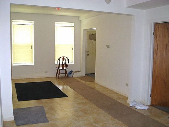 5th image of 433 N Lawndale Ave