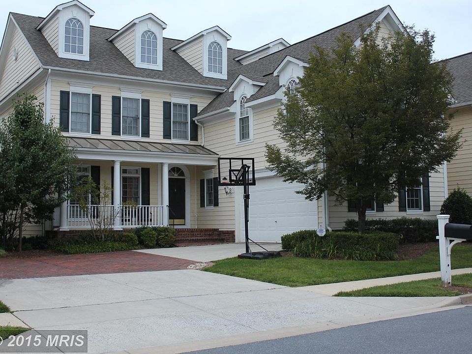 1st image of 503 Oak Knoll Ter