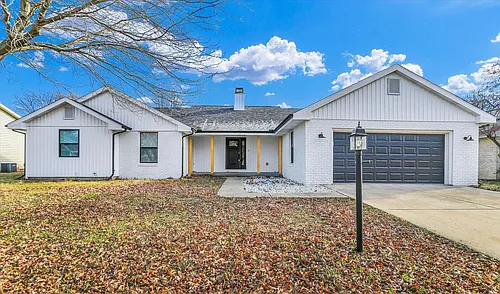 4011 Danbury Dr Photo 1