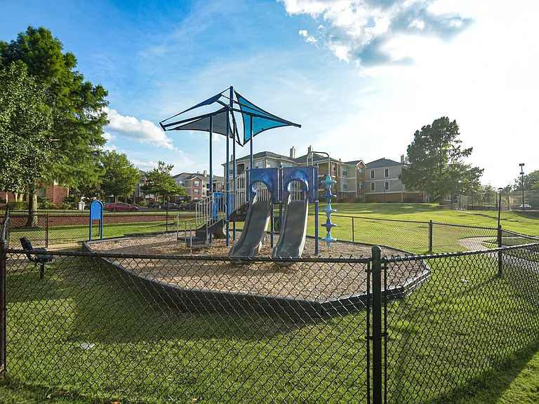 Quail Ridge Apartment Homes — Photo 9