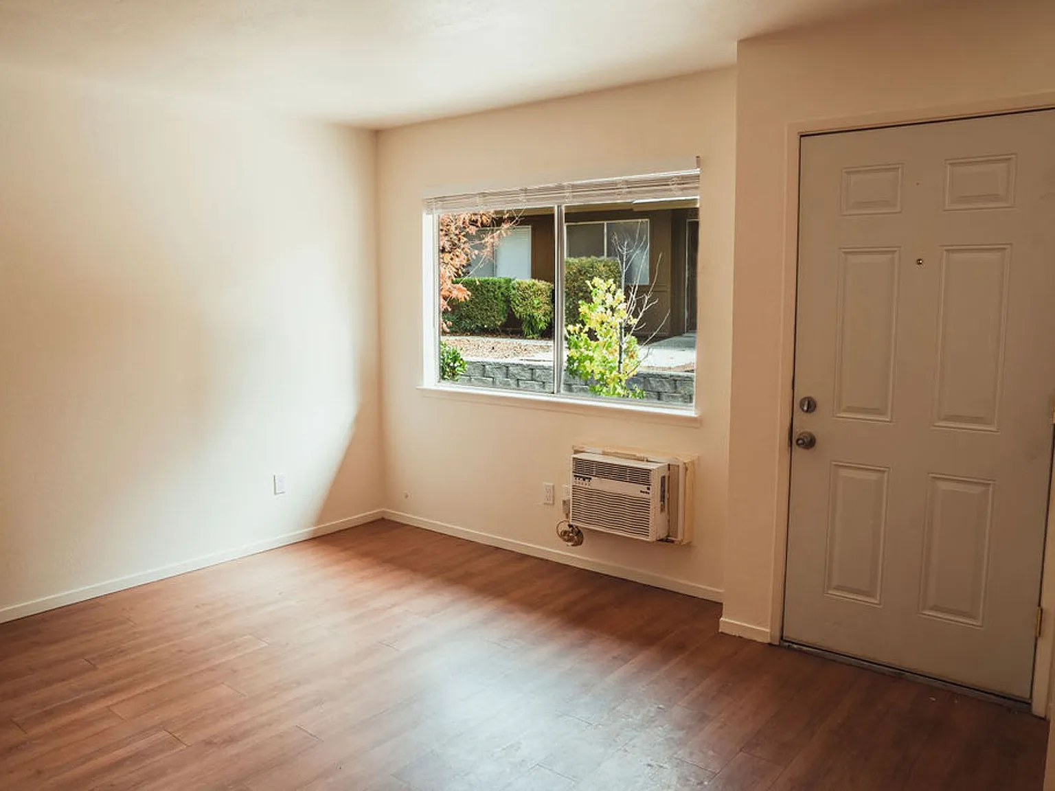 Morro Garden Apartments — Photo 2