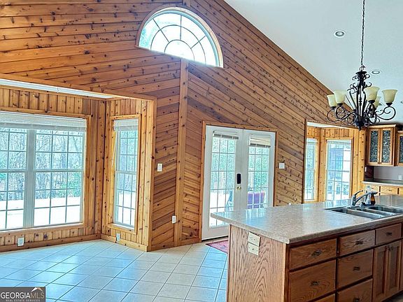 5th image of 1564 Joy Bluff Rd