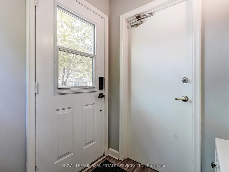 302 Maple Ave #MAIN FLOOR — Photo 6