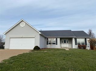 7213 Cinnamon Teal Dr, O'Fallon, MO 63368