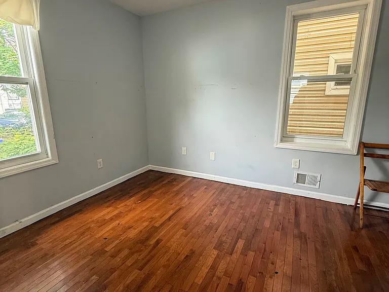 537 S Clinton St #1 — Photo 8