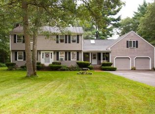 4 Rush Pond Rd, Lakeville, MA 02347