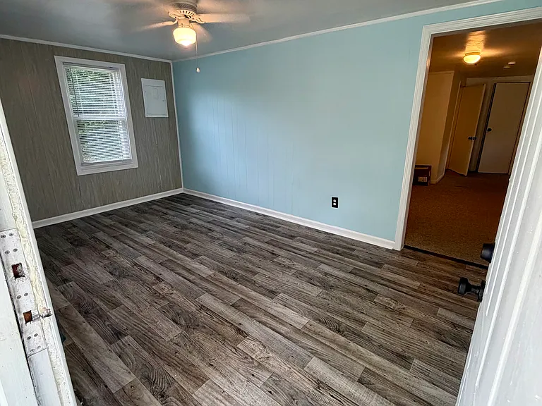 1625 Old Bainbridge Rd — Photo 3
