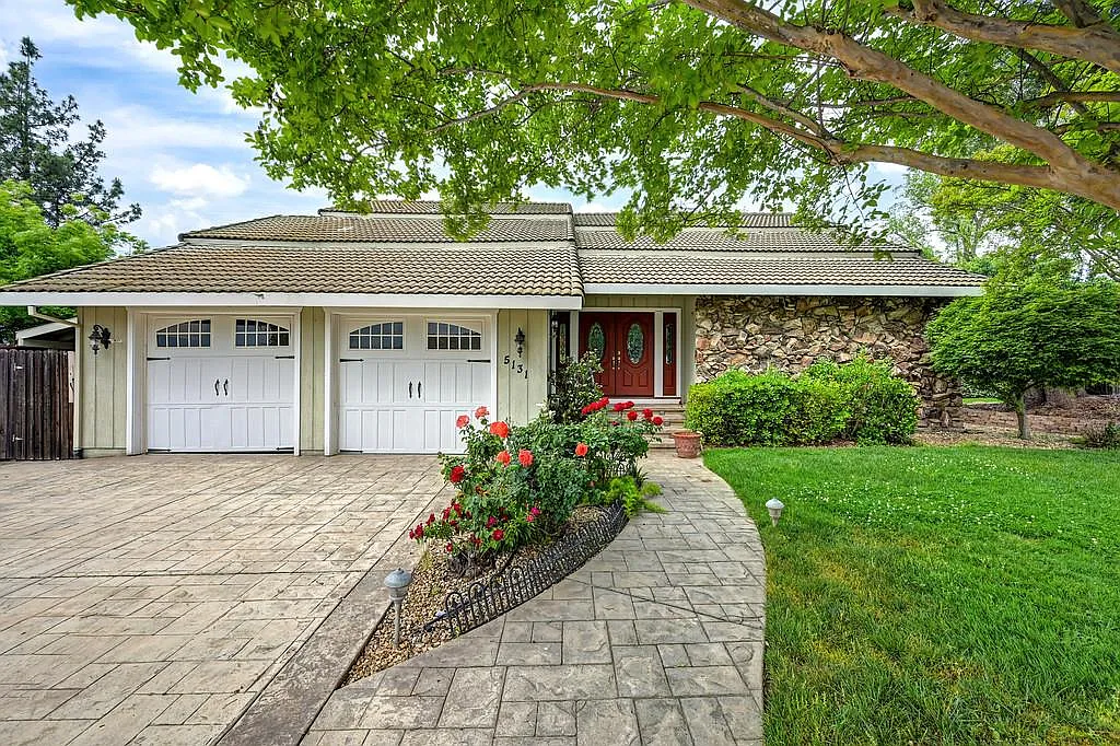 5131 Romero Way photo 1