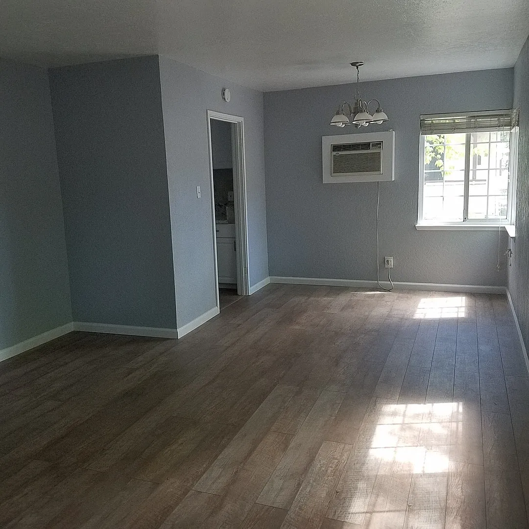 Mason Street 4-Plex — Photo 3