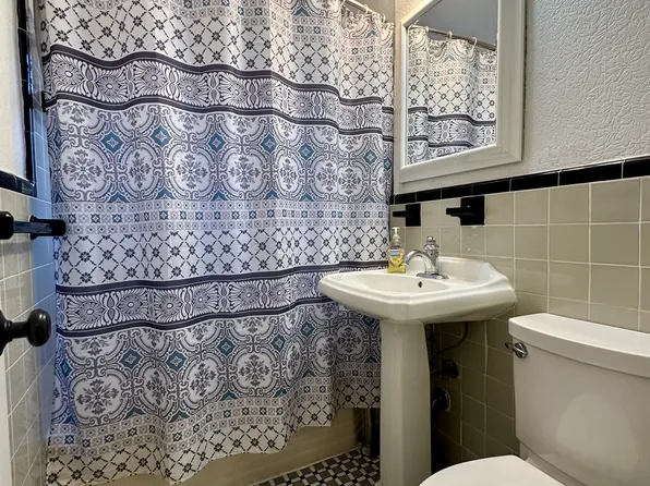 6665 Colonial Road image 18 of 24