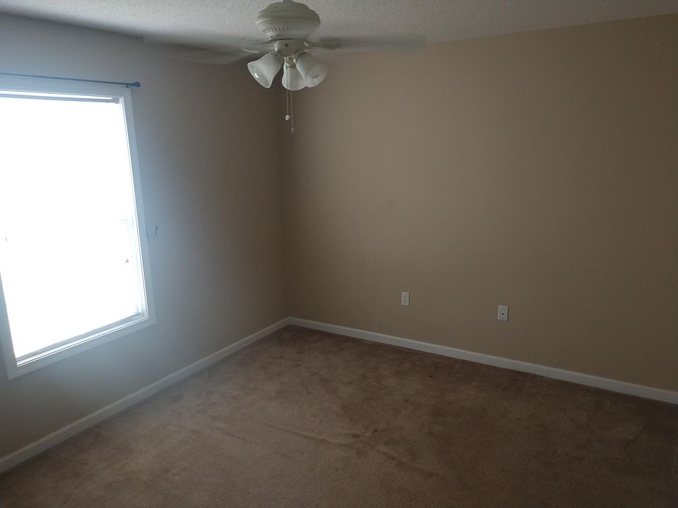 1st image of 1224 Susan Way #1224