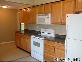 3rd image of 2714 Buxton Ave