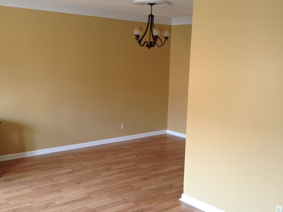 1st image of 8510 Canterbury Sq W