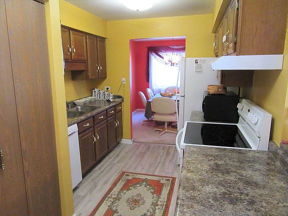 5th image of 4454 S Greenridge Cir #4454