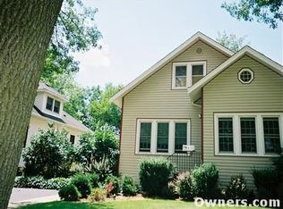 410 N Douglas Ave, Arlington Heights, IL