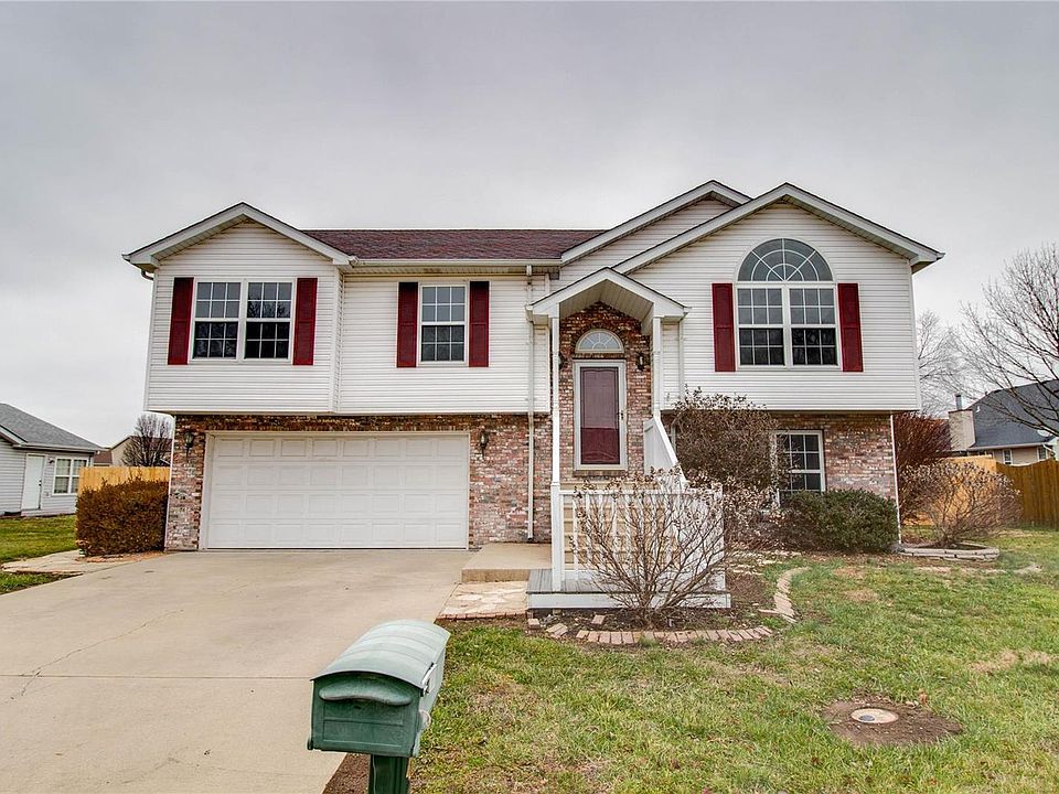 1st image of 44 Mimosa Dr