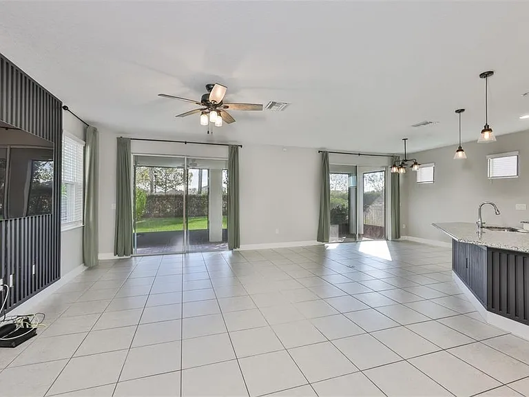 6207 Voyagers Pl — Photo 10