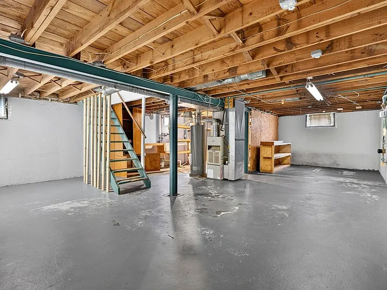 10328 Dudley Dr — Photo 33