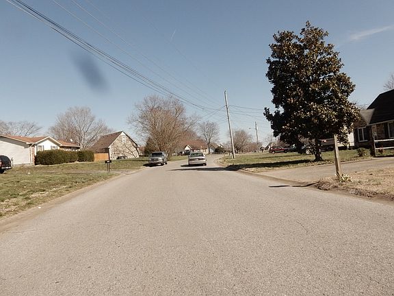 5th image of 336 Bancroft Dr