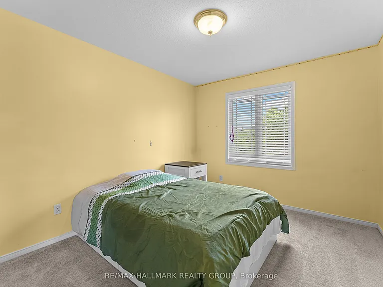 2250 Silverado Cres — Photo 15