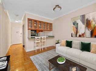 335 E 54th St APT 4R, New York, NY 10022