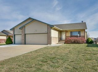 2134 Saint Andrew Ct, Goddard, KS 67052