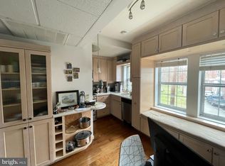 1733 Queens Ln #1123, Arlington, VA 22201