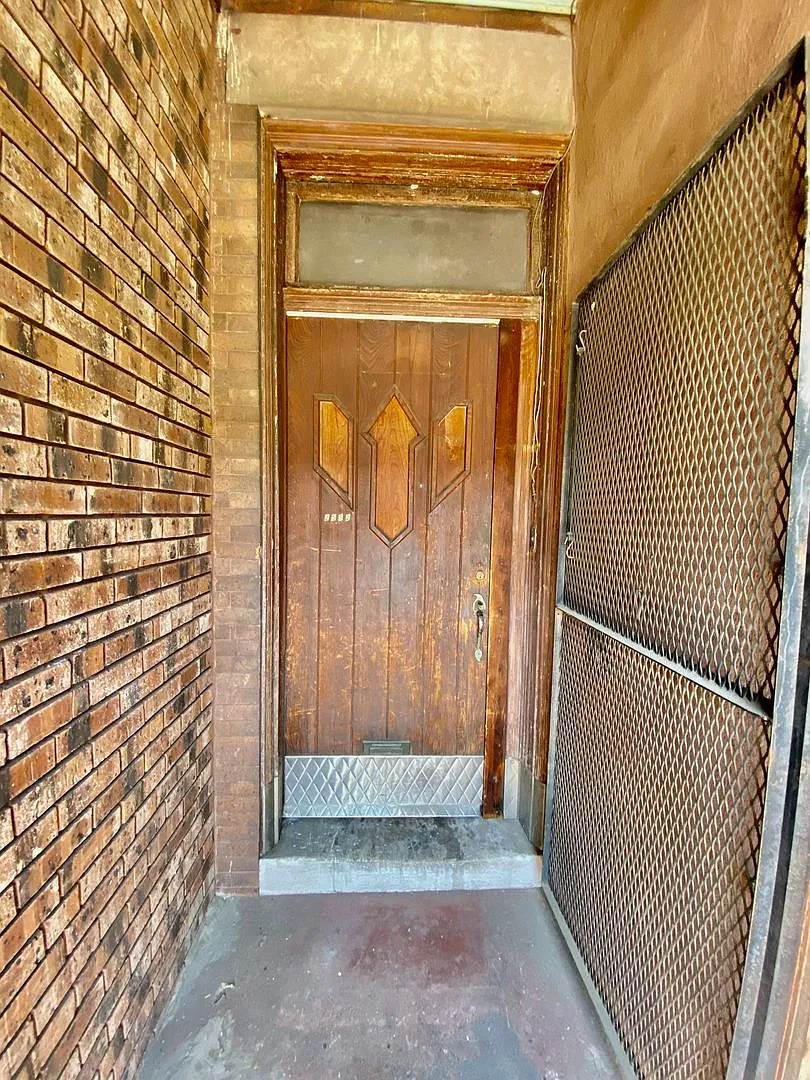 Building Photo - 2532 S Broad St
