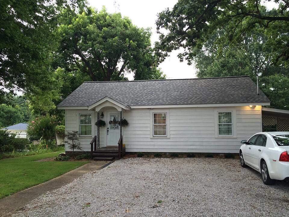 1st image of 304 Washington St