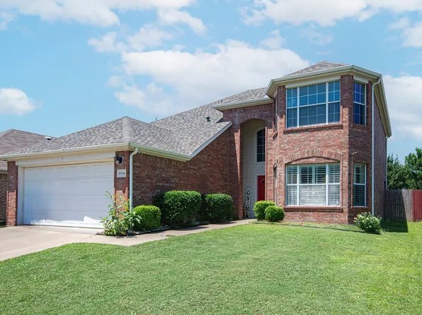 8516 Silverbell Ln, Fort Worth, TX 76140