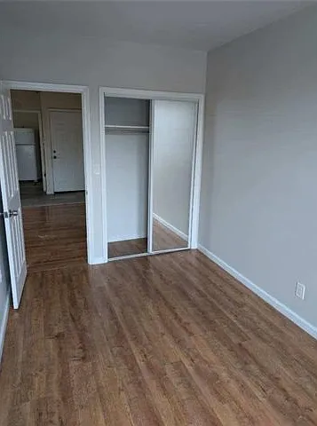 120 Avenue T — Photo 5