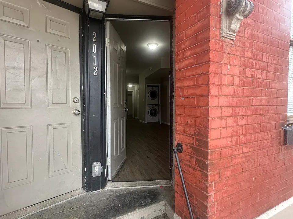 2010 Missouri Ave #1