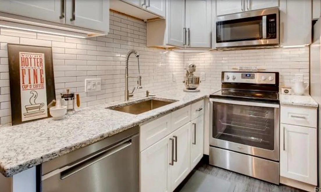 1 bed, 1010 sqft, $1,950 — Photo 1